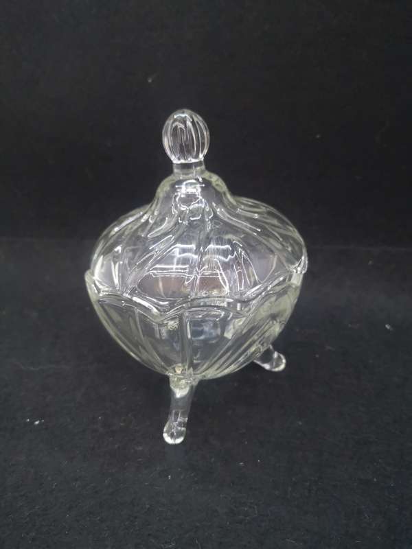 Vintage Art Deco look glass trinket