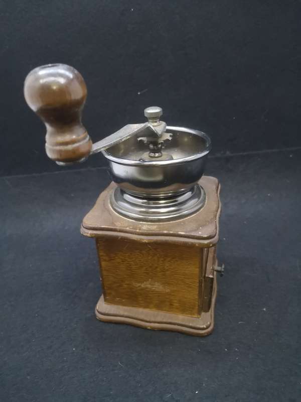 Vintage Coffee grinder - manual