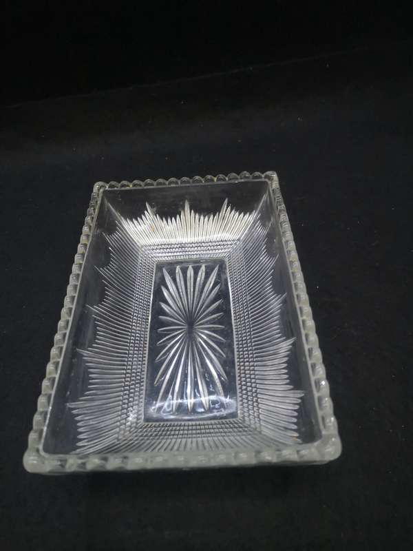 Stunning glass dish