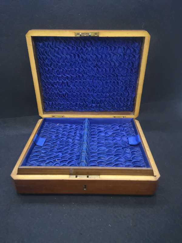 Wooden 2 tier box - London made - no key