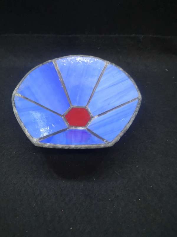 Lead glass bowl