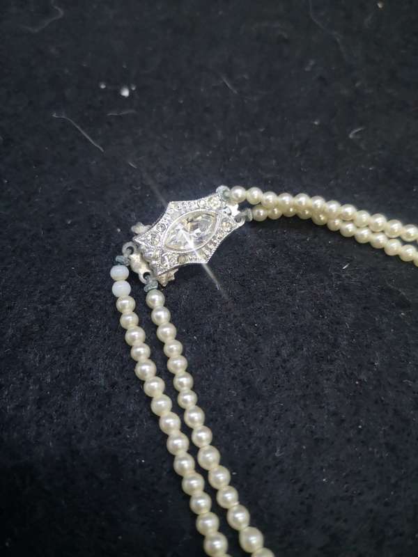 Faux pearl strings
