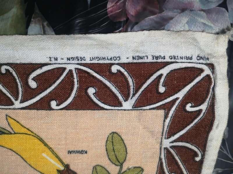 Big vintage New Zealand wall decoration