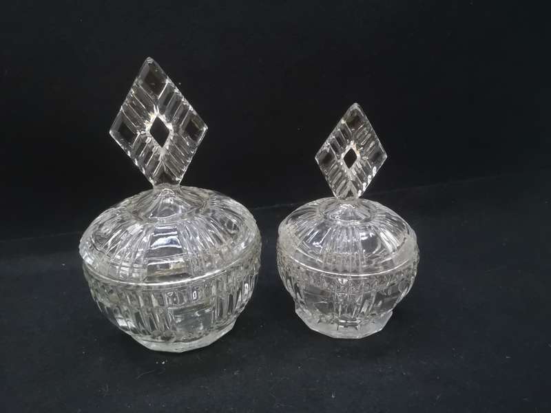 Art deco glass trinkets