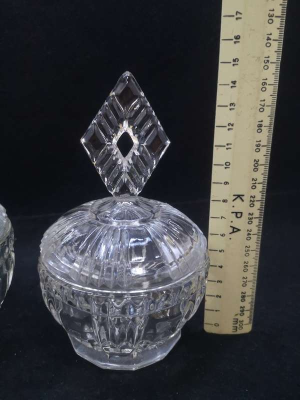 Art deco glass trinkets