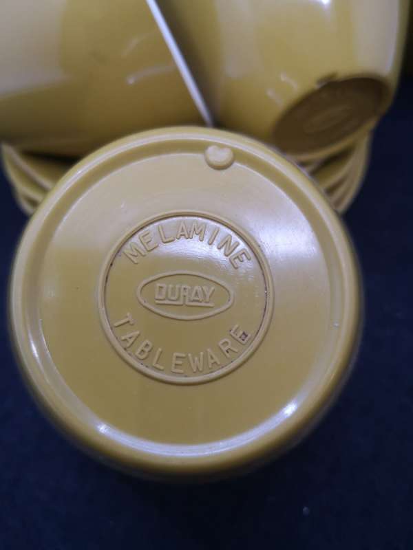 4 cups, milk and sugar Melamine set