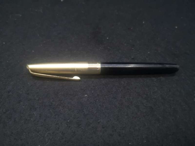 Hifra de-luxe fountain pen