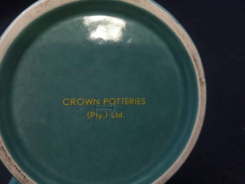 General Louis Botha 1910-1919 mug by Crown Potteries