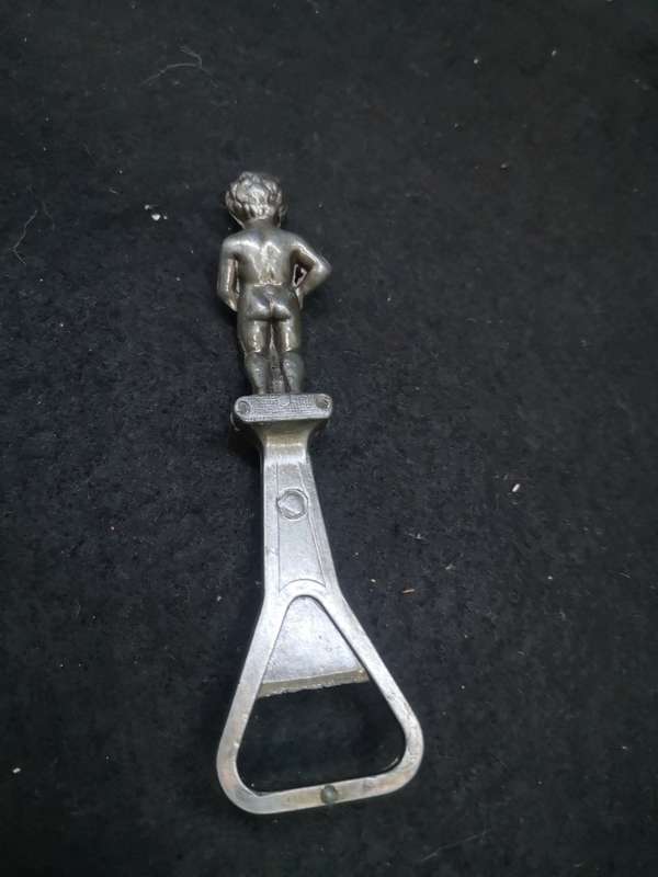 Bruxelles bottle opener
