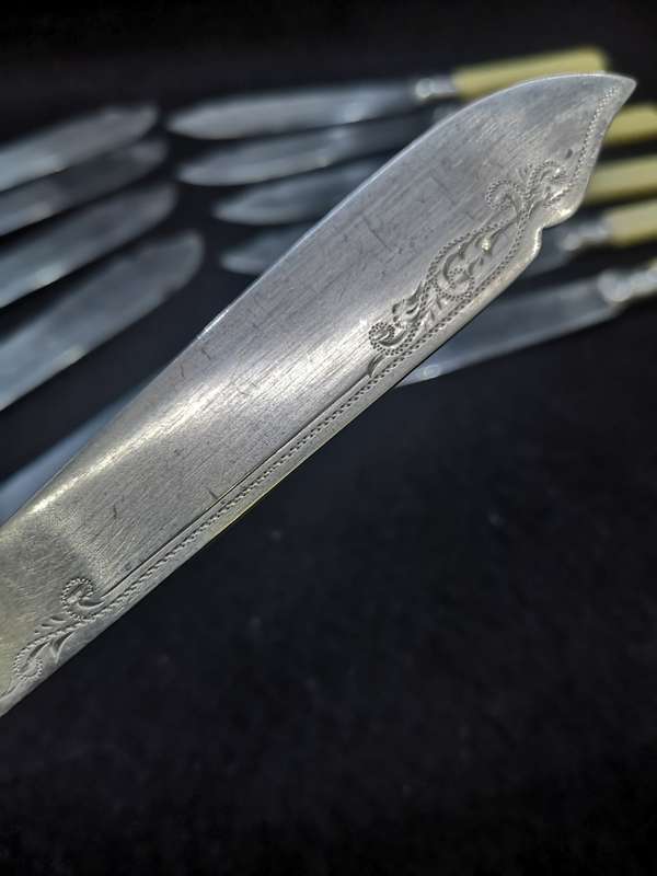 Vintage fish knifes