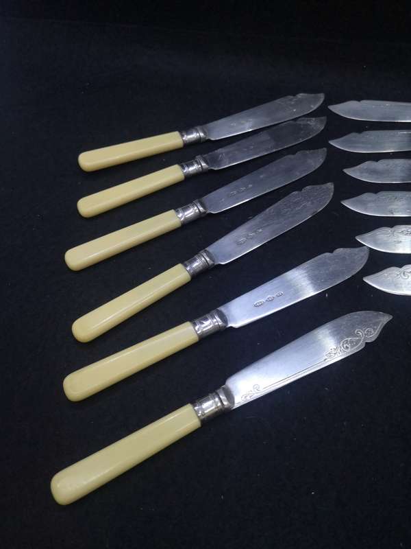 Vintage fish knifes