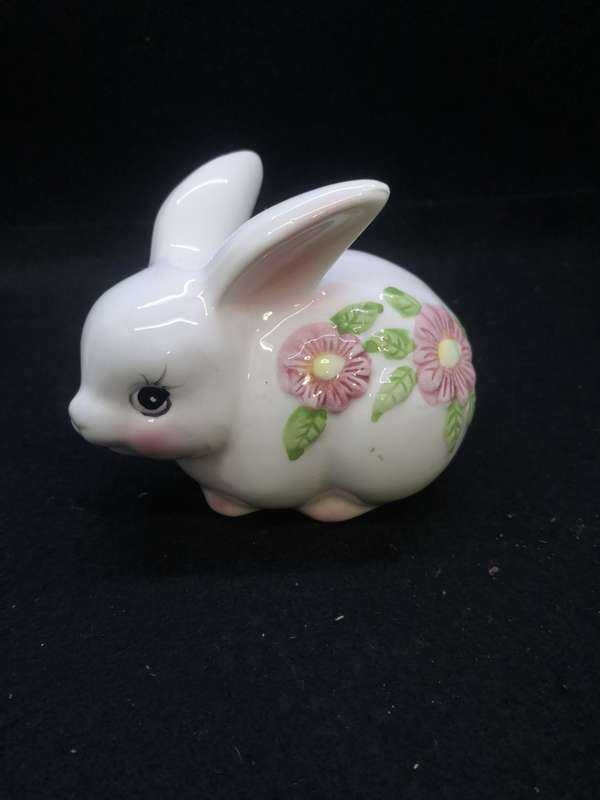 Vintage ceramic bunny cotton wool dispenser