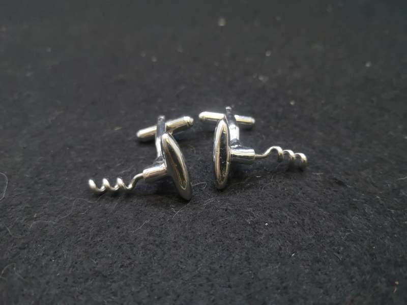 Cork screw cufflinks