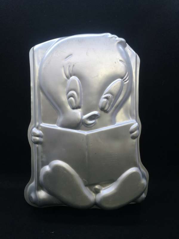 Vintage Wilton 1979  Tweety Bird cake pan