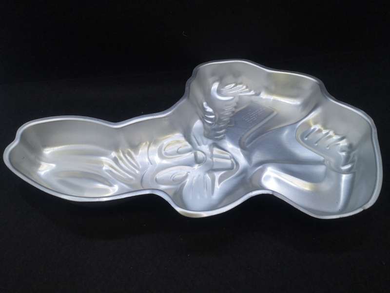 Vintage Wilton 1978  Bugs Bunny cake pan