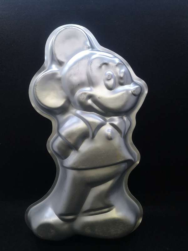 Vintage Wilton 1978 Mickey Mouse cake pan