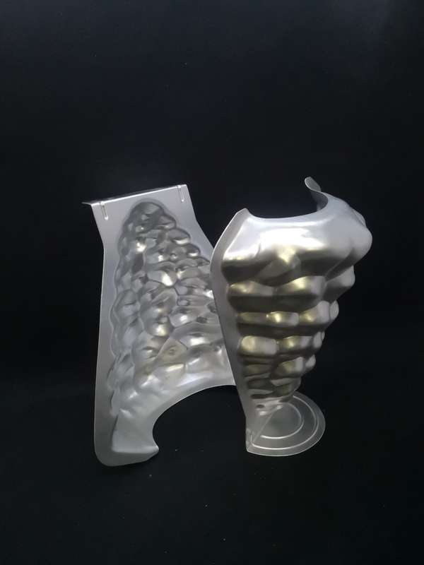 Vintage Wilton 3D 1973 Woodridge Christmas tree cake pan