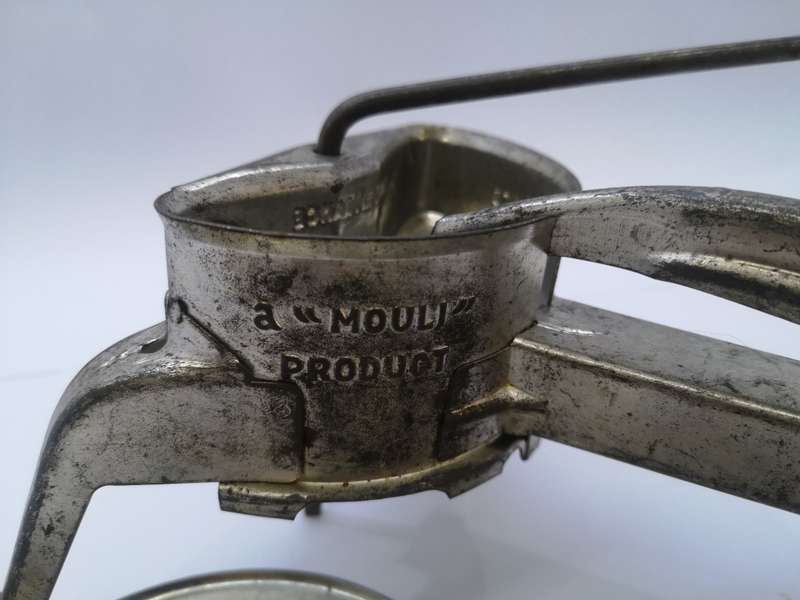 Small vintage Mouli shredder - made in France