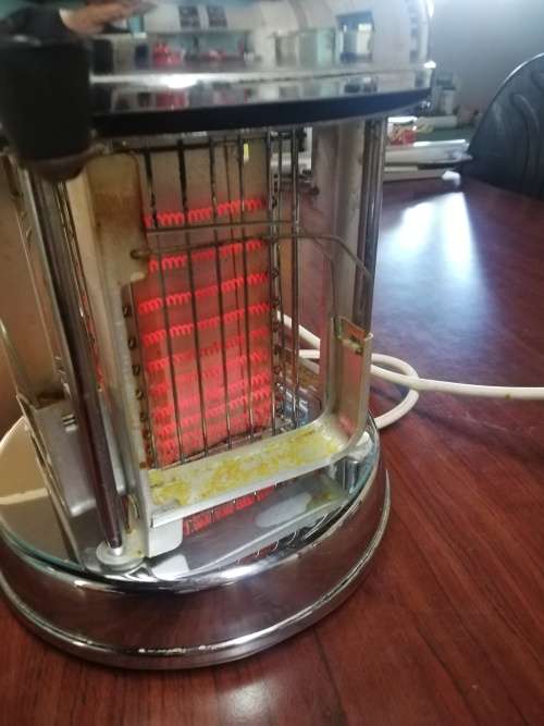 Pineware vintage toaster