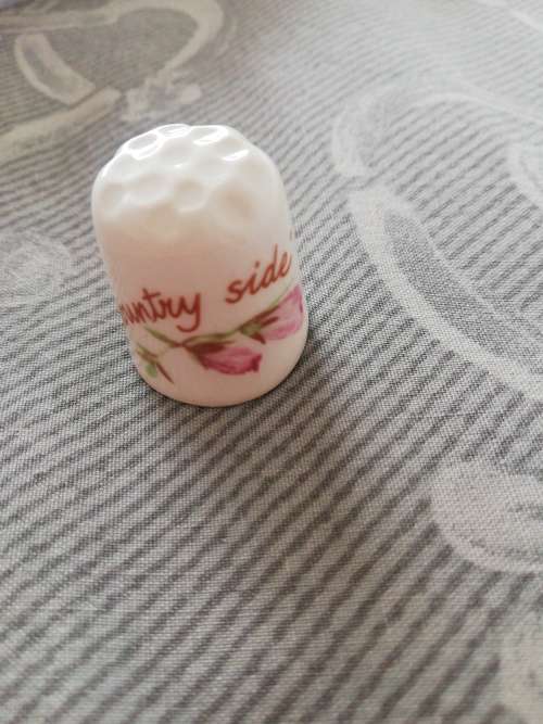 Country side porcelain thimble