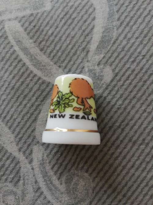 New Zealand porcelain thimble