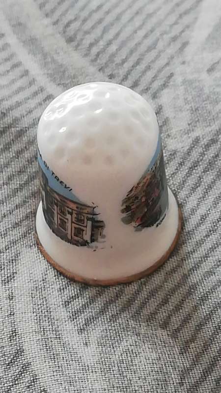 Roma porcelain thimble