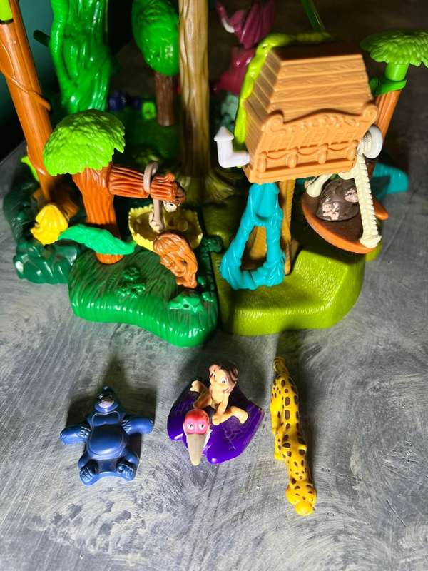 1999/2000 McDonalds Happy Meal Toys Tarzan Complete Set 8