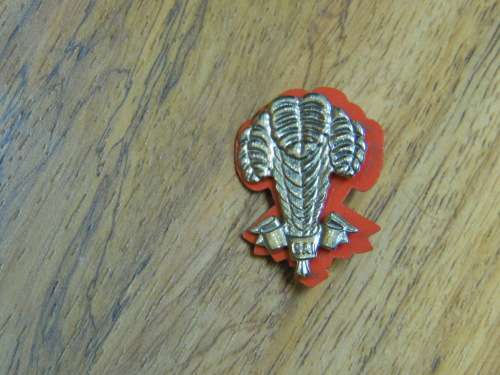 1 SA INFANTRY BATTALION CAP BADGE ALL SCREWS