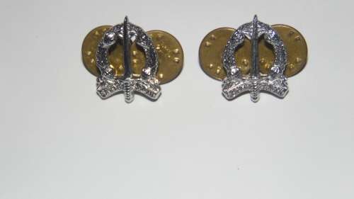 MILITARY POLICE MESS DRESS BADGE SET