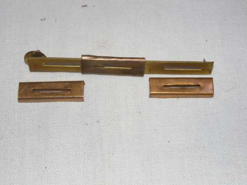 3 MEDAL BAR