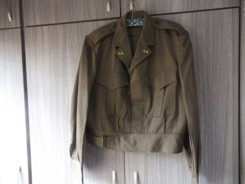 BUNNY JACKET LIKE NEW SIZE 405 1965