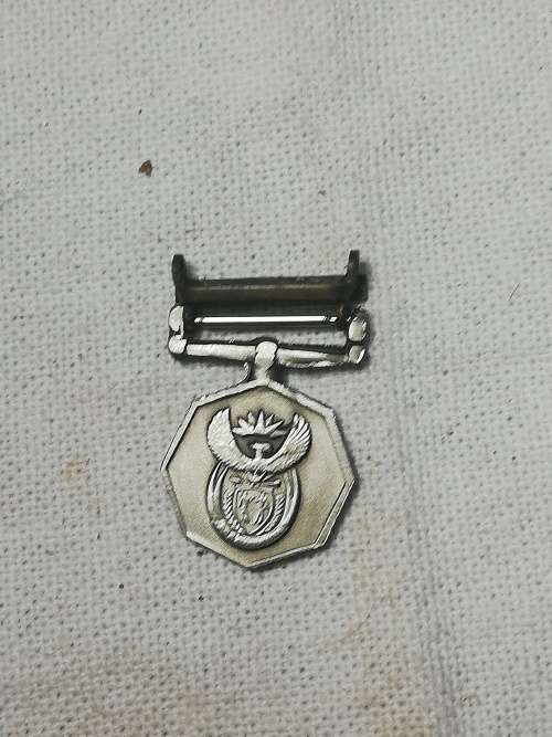 TSHUMELO IKATELAHO CAMPAIGN AWARD MINIATURE WITH PEACE SUPPORT BAR