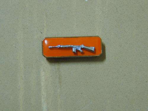 SADF SHOOTING BADGE SILVER GLOSS ENAMEL SILVER BACK PLATE(ALL PINS)