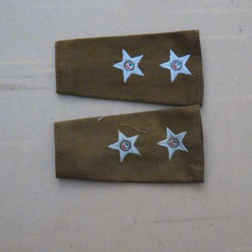 SADF SECOND LIEUTENANT EMBROIDERED SHOULDER RANK SET