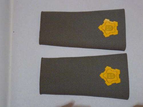 SADF MAJOR SHOULDER RUBBER RANK USED