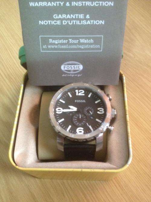Fossil JR1436- Nate Chronograph Leather Watch - Black