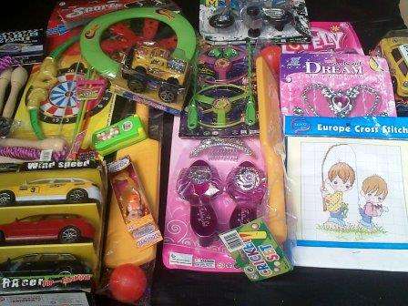 Bulk lot of Boys and Girls Toys all for 1 Bid