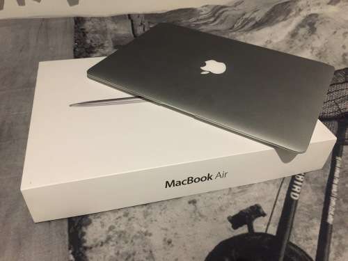 MacBook Air (13-inch, Early 2015)
