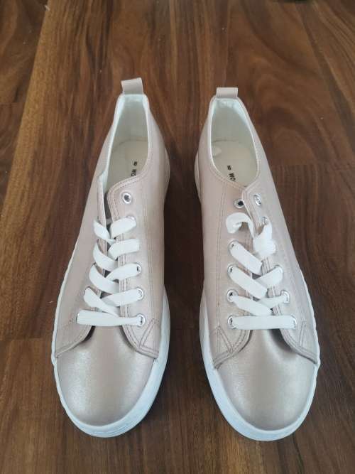 Woolworths Dusty Pink New size 9