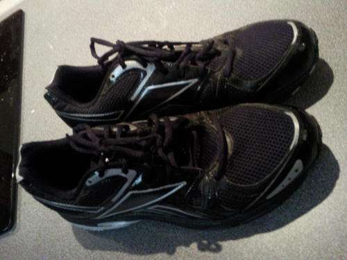 Brandnew Reebok men's takkies Size 9 @ bargain price!