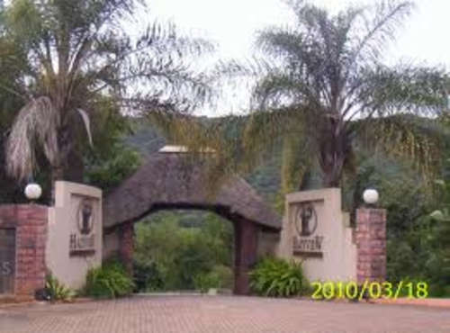 HAZYVIEW CABANAS :  20 - 24 FEBRUARY 2012 (2 BEDROOM) 6 SLEEPER - MIDWEEK