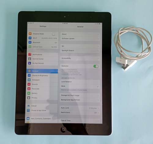Apple Ipad A1430 64gb WIFI & SIM Clean!