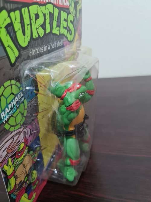 1988 Teenage Mutant Ninja Turtles Raphael Vintage Unpunched.