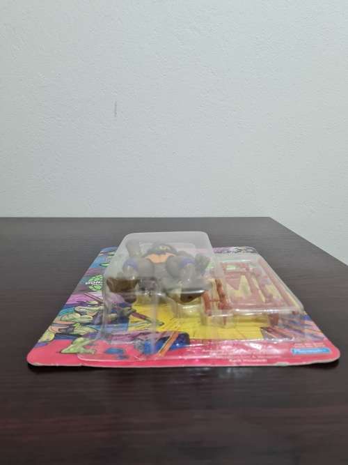 1988 Teenage Mutant Ninja Turtles Donatello Vintage Unpunched.
