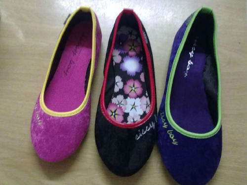 Ladies pumps