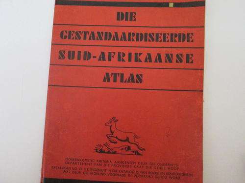 ATLAS. SCHOOL. IN AFRIKAANS. PRINTED 1947. COVER SEPARATED ALONG SPINE.