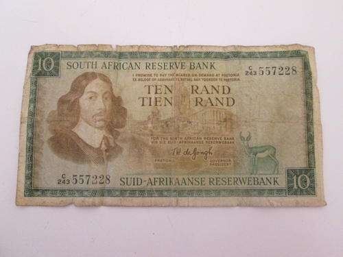 OLD R 10.00 NOTE. USED AS LEGAL TENDER IN UMTATA ON 06/02/13. I KID YOU NOT.