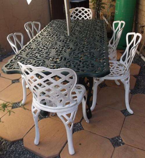 6 SEATER CAST ALUMINUM GARDEN SET