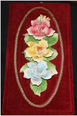 ANTIQUE Capodimonte Roses Wall Hanging