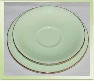 ROYAL ALBERT "Fashion" Saucer & Side Plate Green
